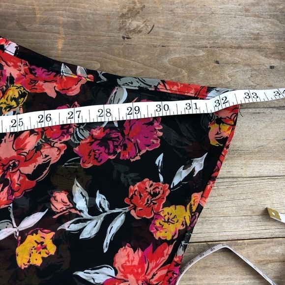 Charlotte Russo sheer sleeveless fall floral top - Picture 8 of 9